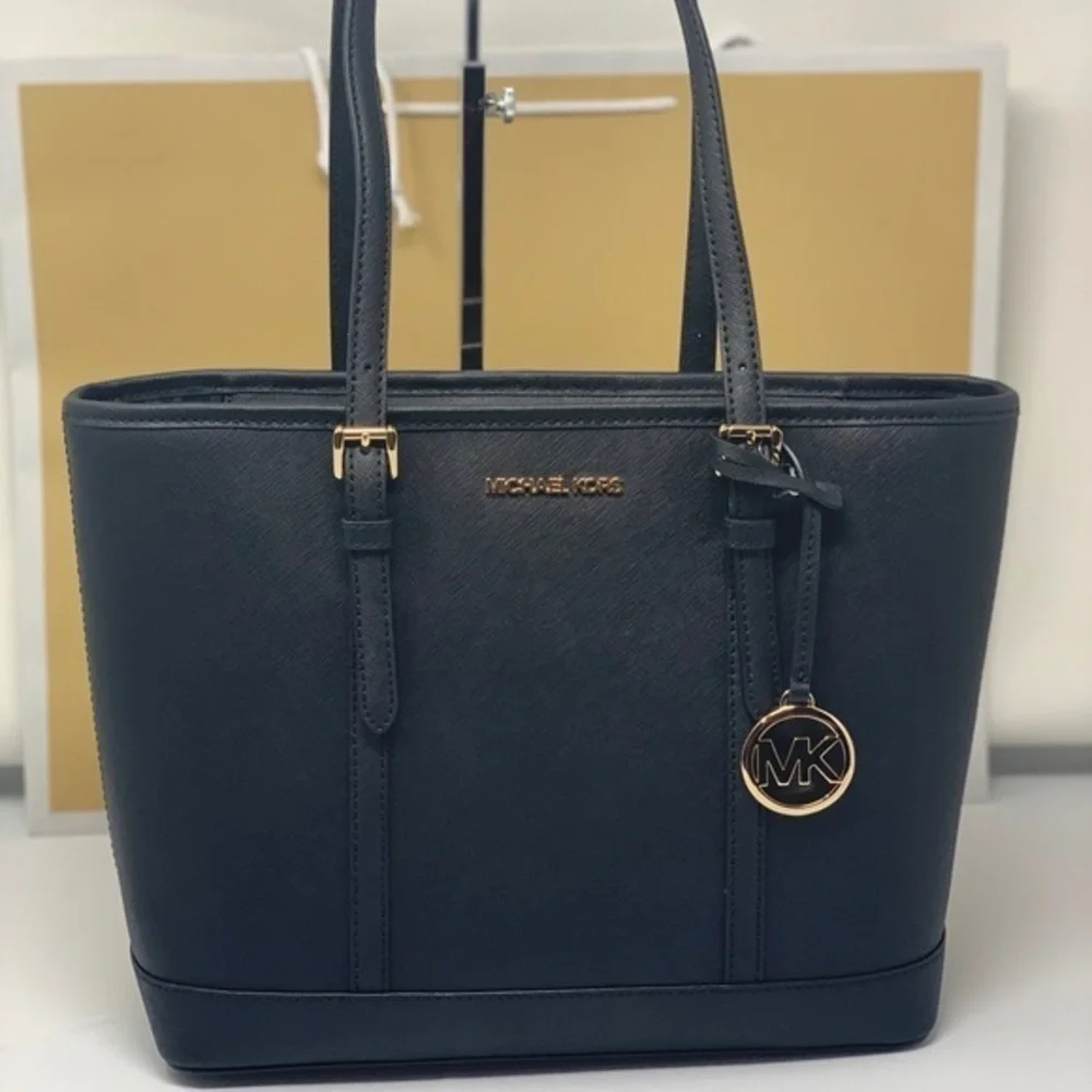 Michael kors jet set top zipper tote bag black